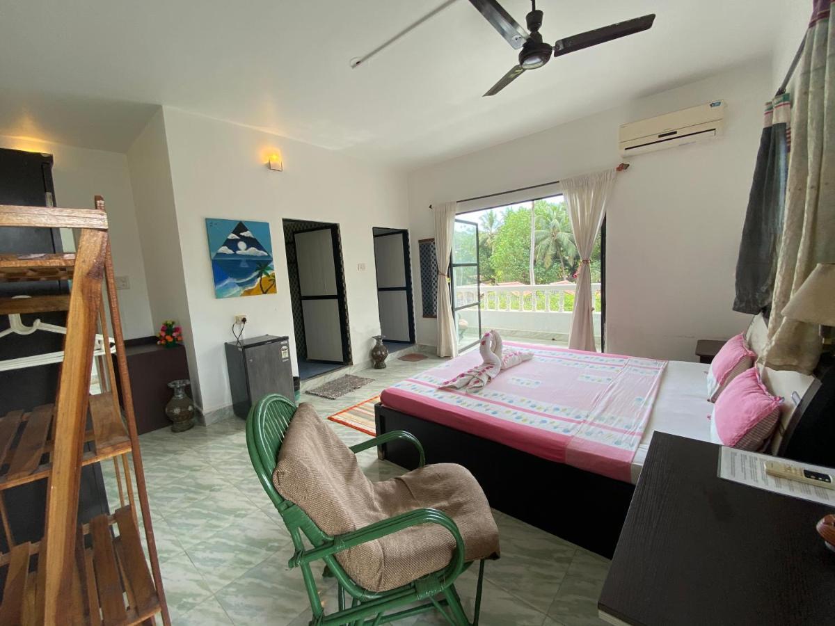 Wellness Inn Mandrem Ngoại thất bức ảnh